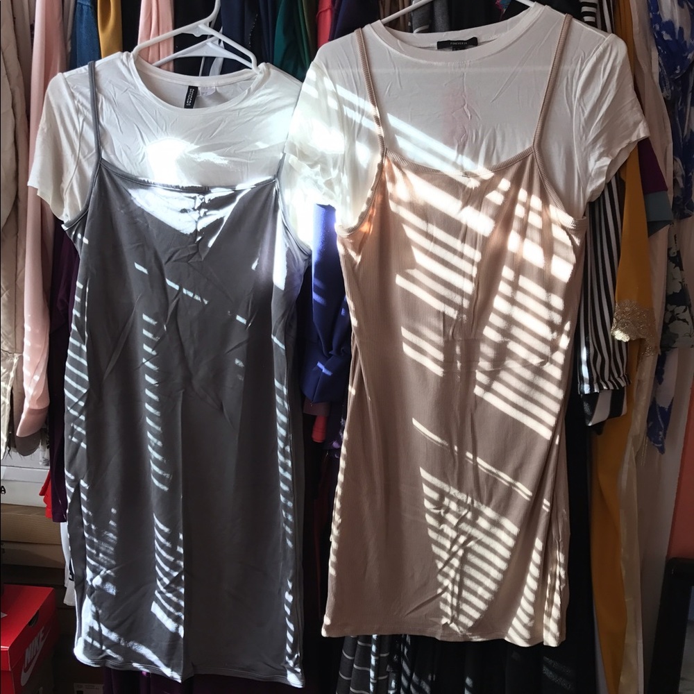 ❌SOLD❌Gray and white Tee-shirt dress