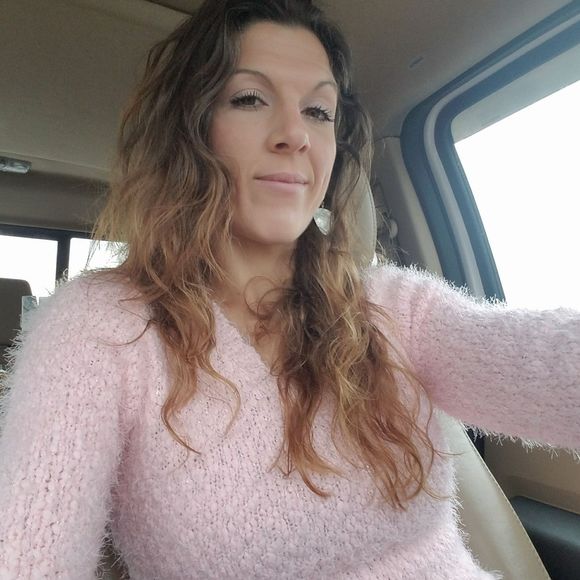 Meet your Posher, Audrey - Picture 1 of 1