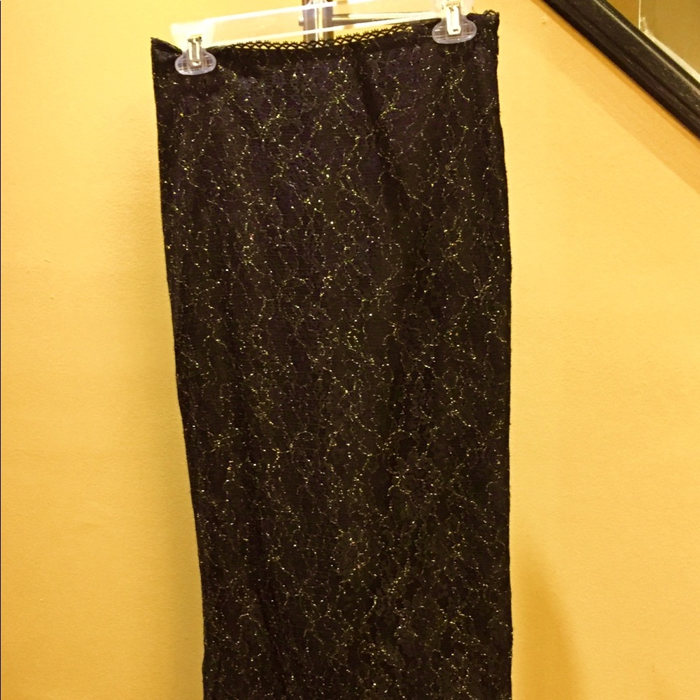 🆕 Summer Sale!! Nicole Miller collection lace maxi skirt