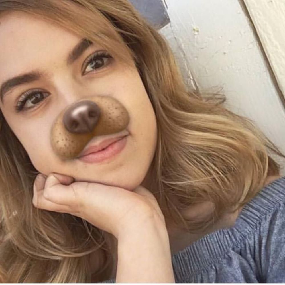 Meet your Posher, Adriana