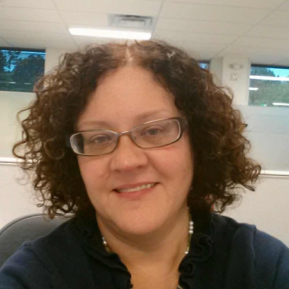 Meet your Posher, Estelle