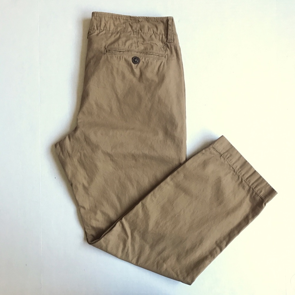 American Eagle Outfitters original straight khakis