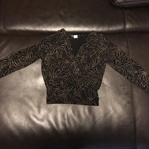 Black & Gold Glitter Privy crop top