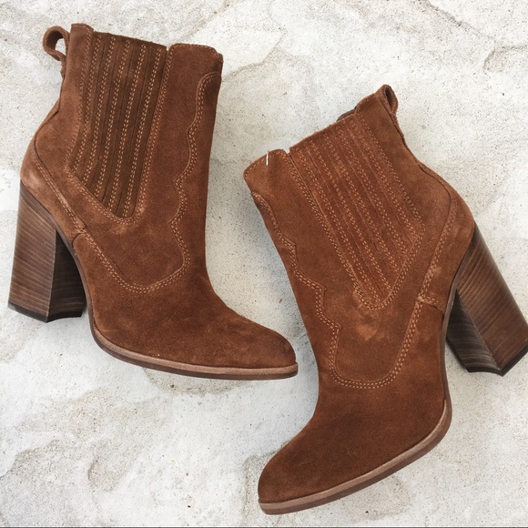 Dolce Vita suede tan brown conway ankle bootie - Picture 8 of 8