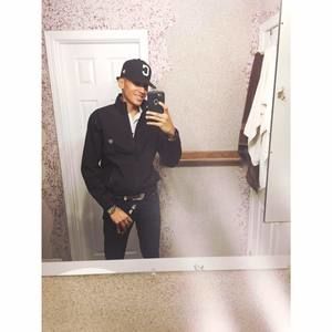 Meet your Posher, Ray