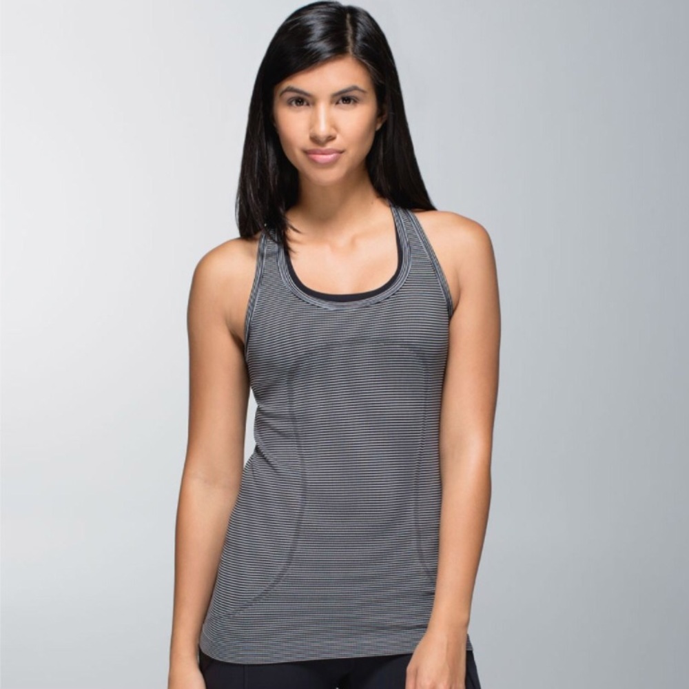 🍋Lululemon Run Swiftly racerback tank -blk stripe