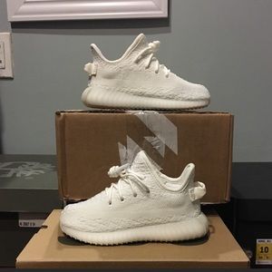 Yeezy Boost v2 "Cream White"