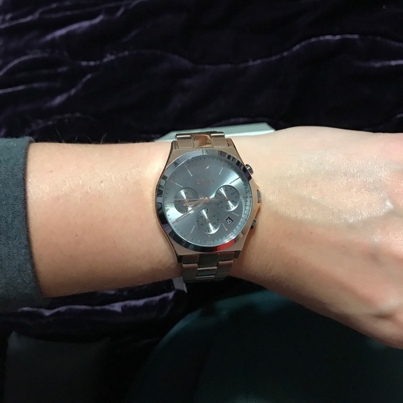 DKNY watch - Picture 3 of 3