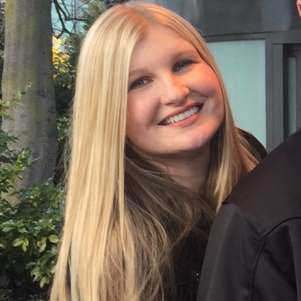 Meet your Posher, Lauren