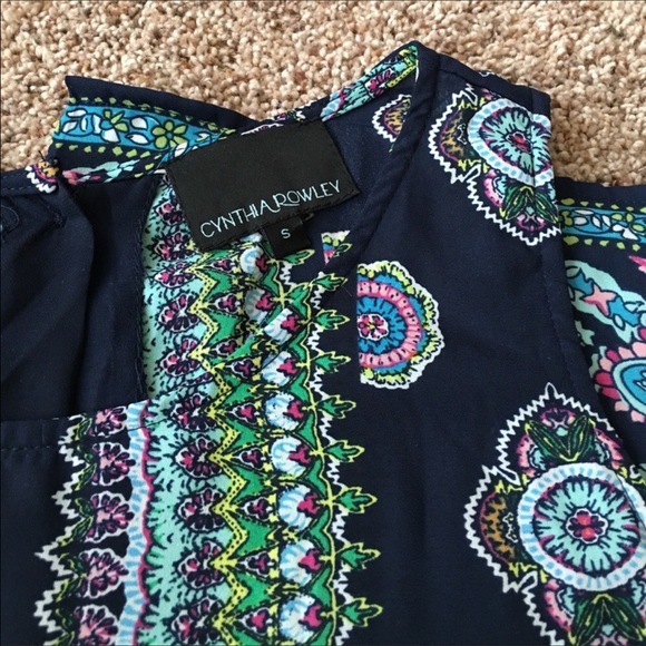 Pretty summer top - Picture 4 of 4