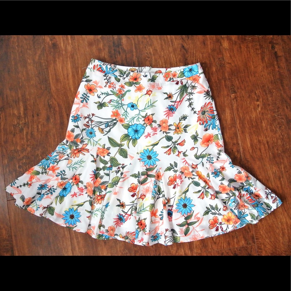 Multi-colored Floral Mini Skirt