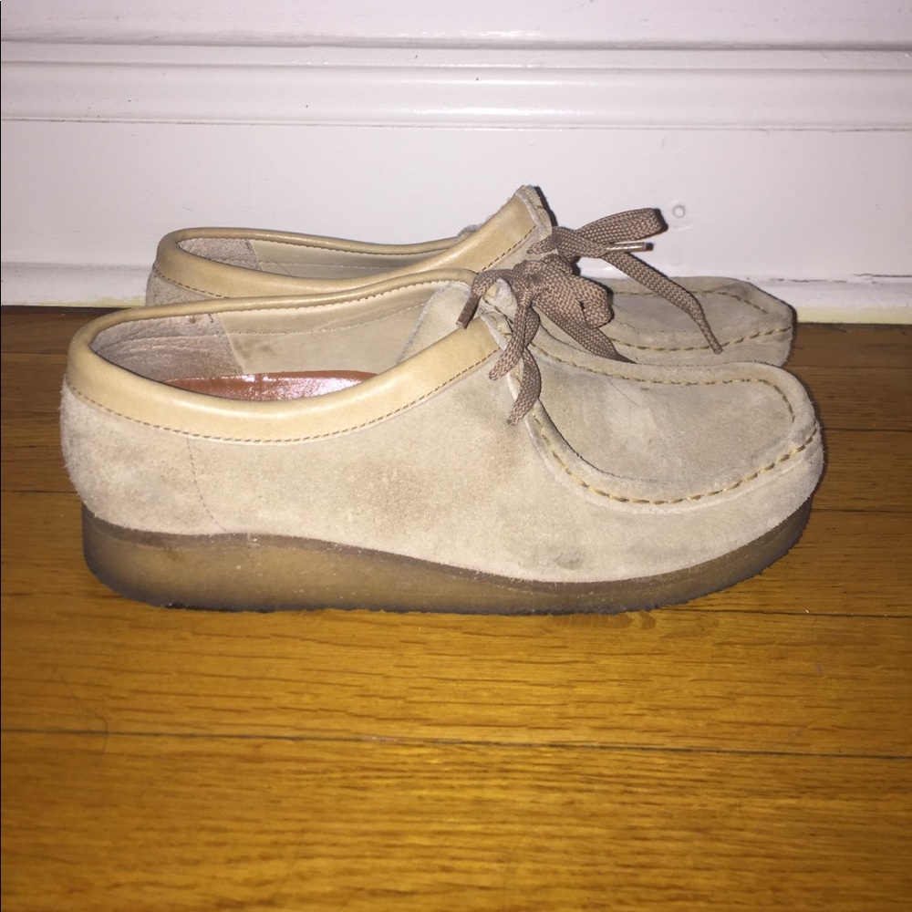 Clarks Wallabees