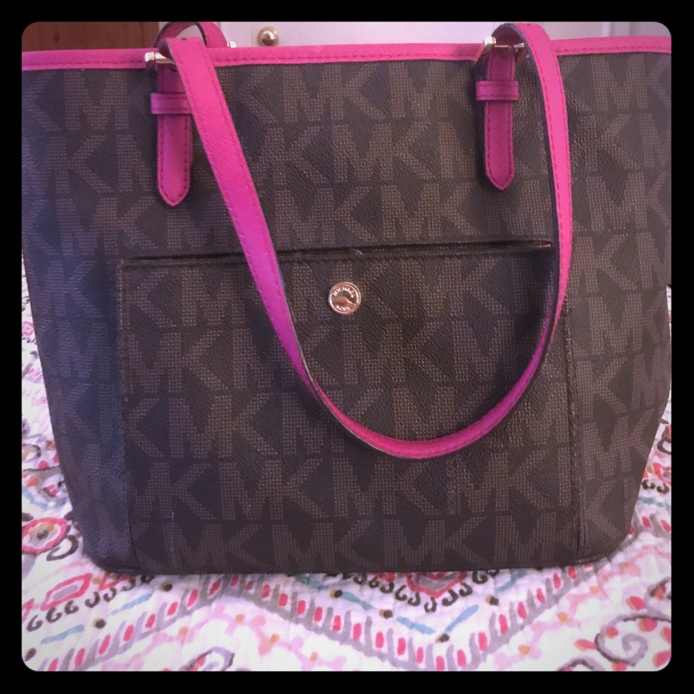 Micheal Kors Purse
