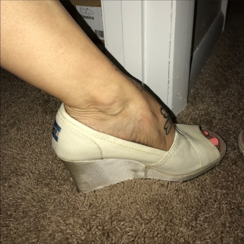 White toms for @richae1420