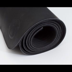 Lululemon yoga mat