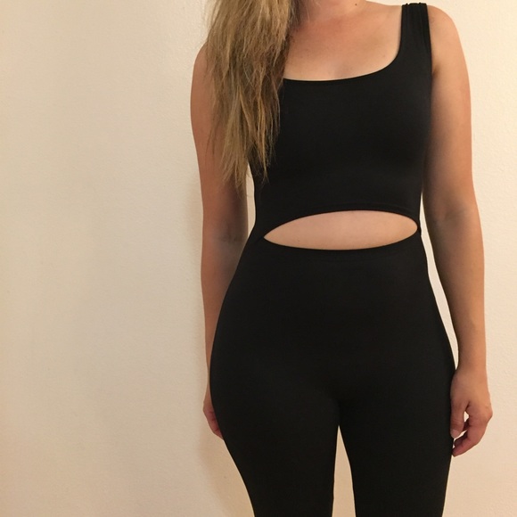 •LAST ONE• Cut Out Black Tank Jumpsuit - Picture 6 of 7