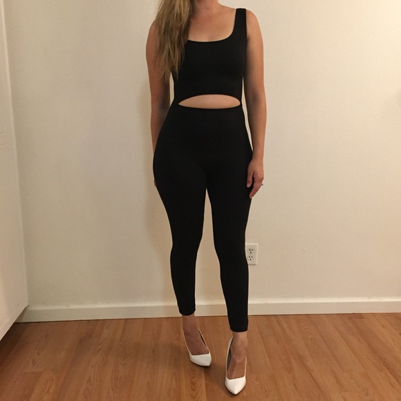 •LAST ONE• Cut Out Black Tank Jumpsuit - Picture 7 of 7