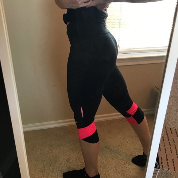 Under Armour cropped pants - Picture 3 of 4