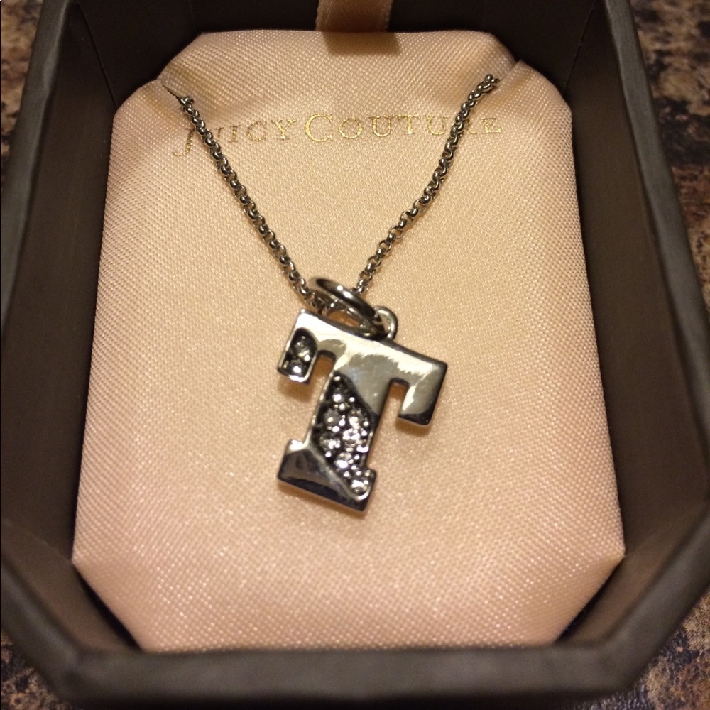 Juicy Couture "T" pendant necklace