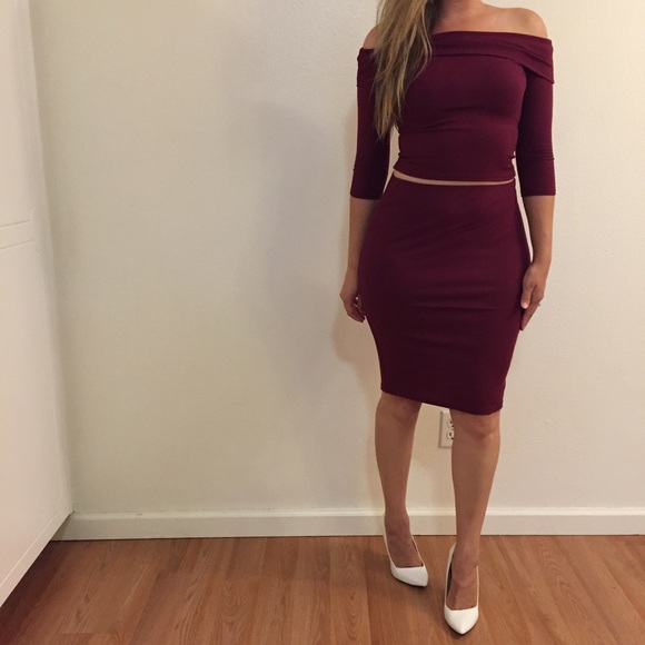 •LAST 1• Wine Ribbed Off The Shoulder Top & Skirt - Picture 5 of 7