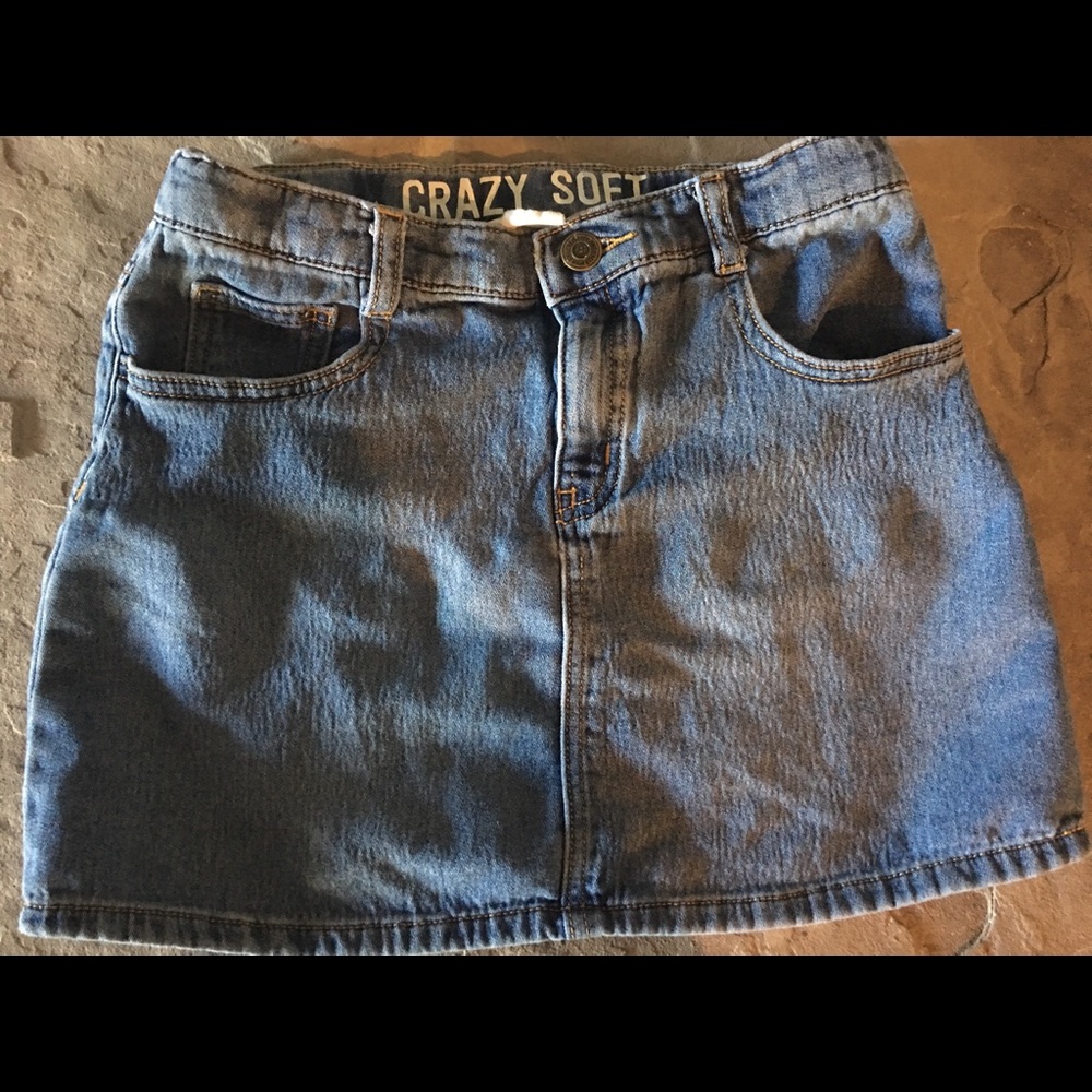 Girls Crazy 8 jean skirt Size 10