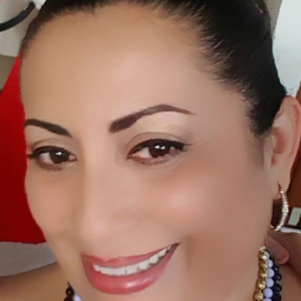 Meet your Posher, Adriana
