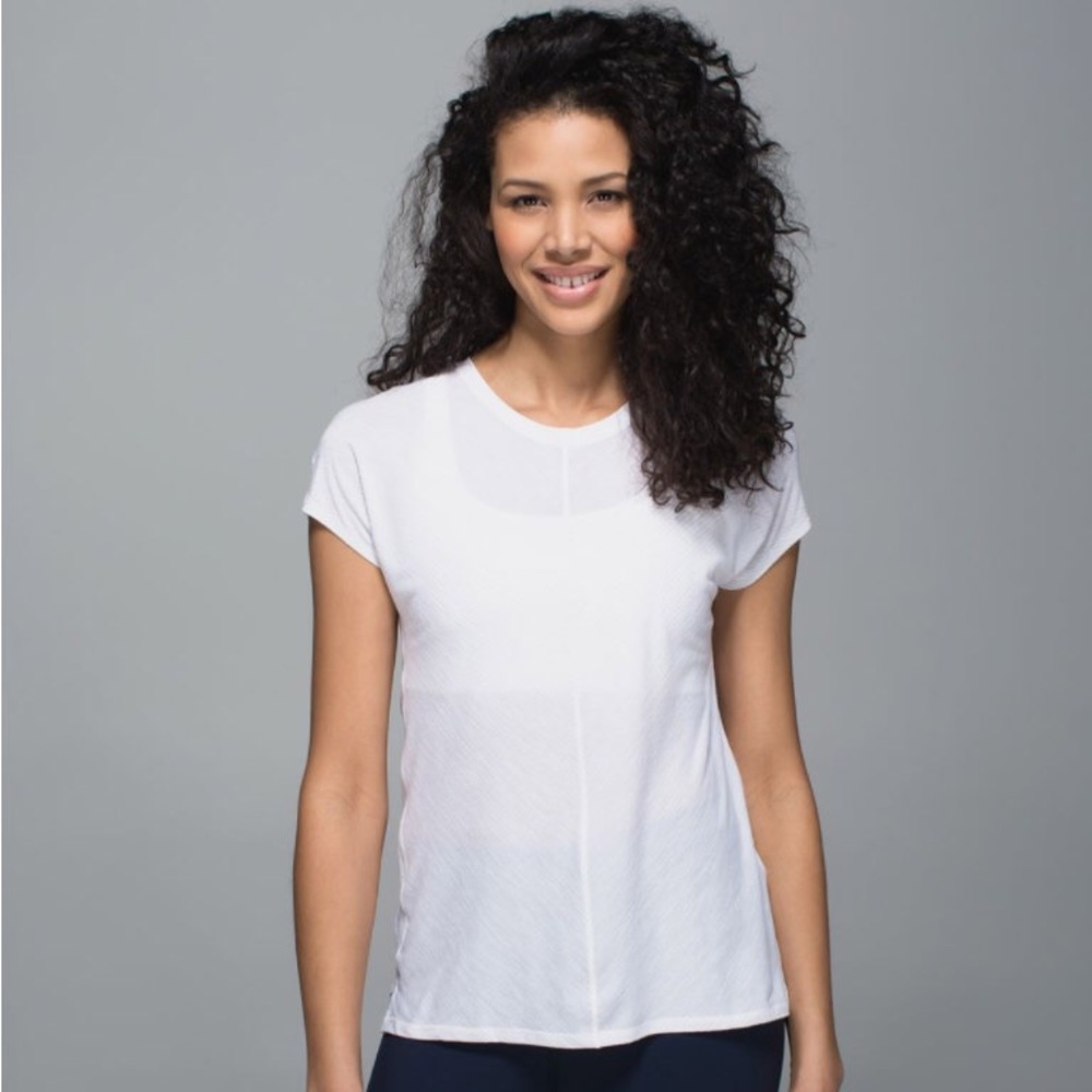 🍋Lululemon Retreat Tee - heathered white / stripe