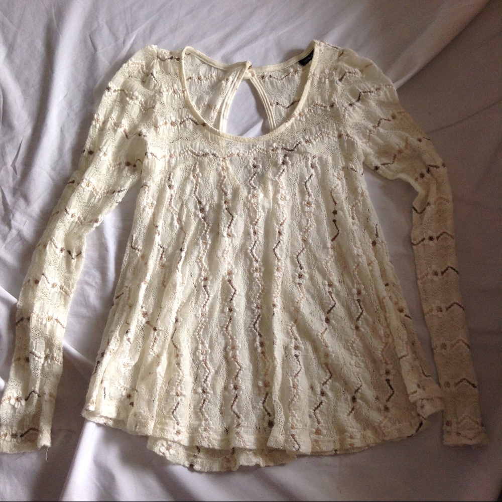 Sheer Floral Babydoll Top Keyhole back (small)