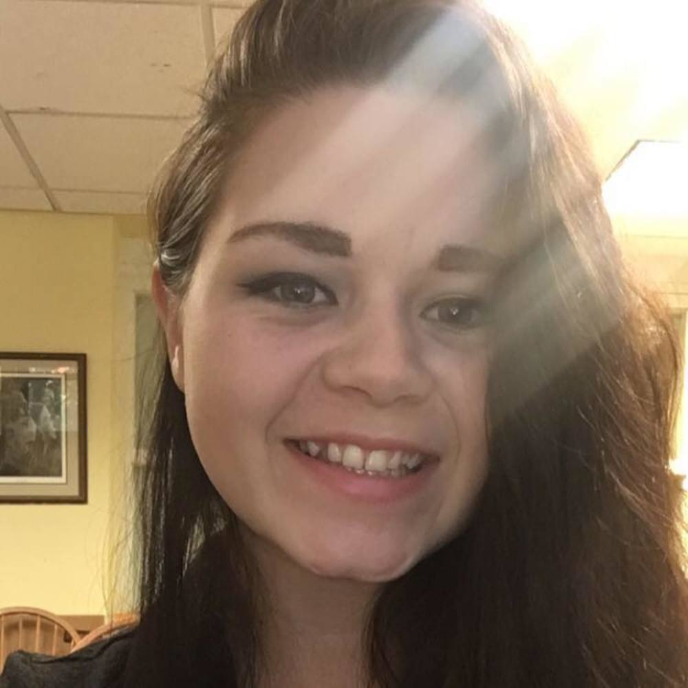 Meet your Posher, Danielle