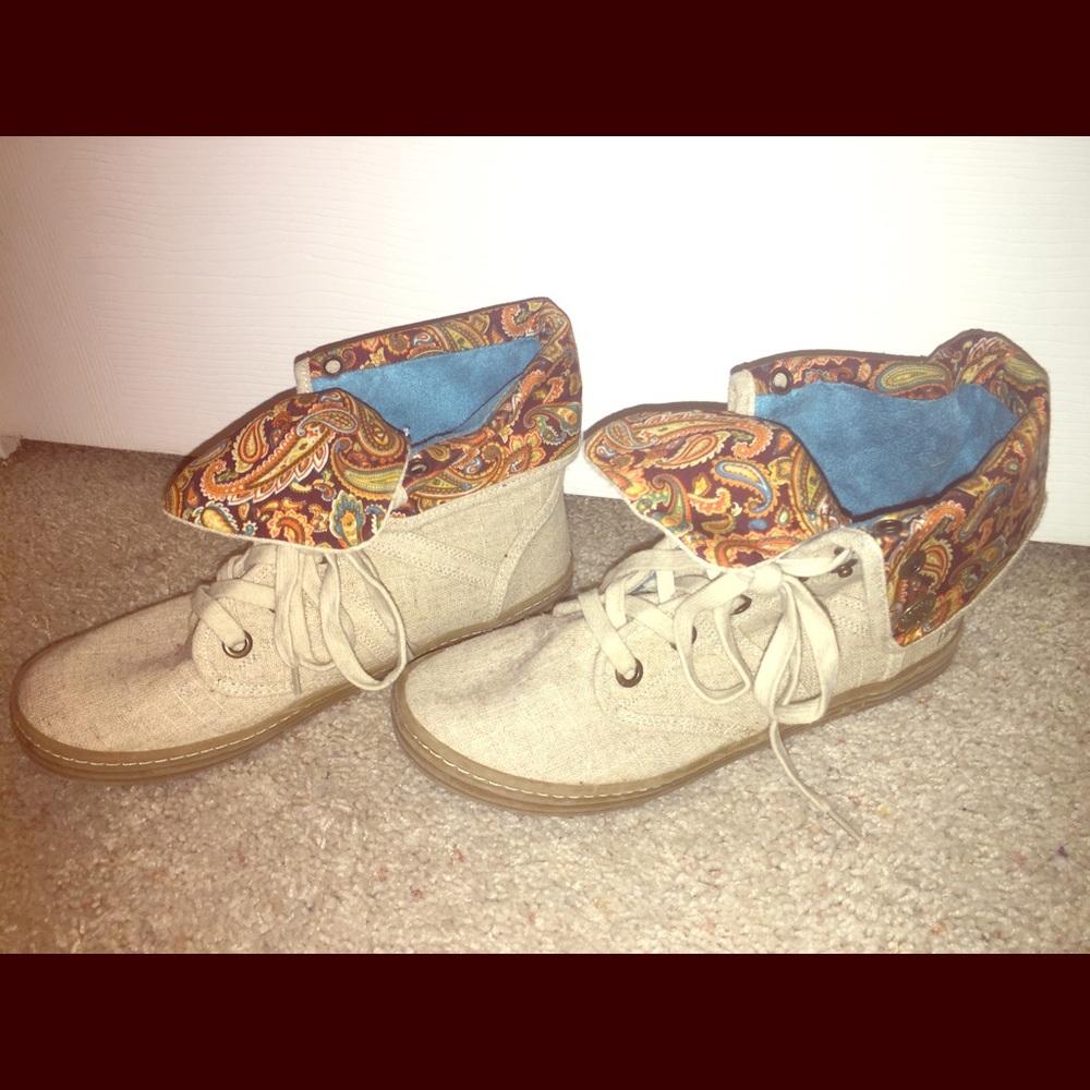 Hipster fold-over shoes
