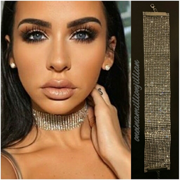 Sparkling Rhinestone Choker Necklace - Picture 4 of 5