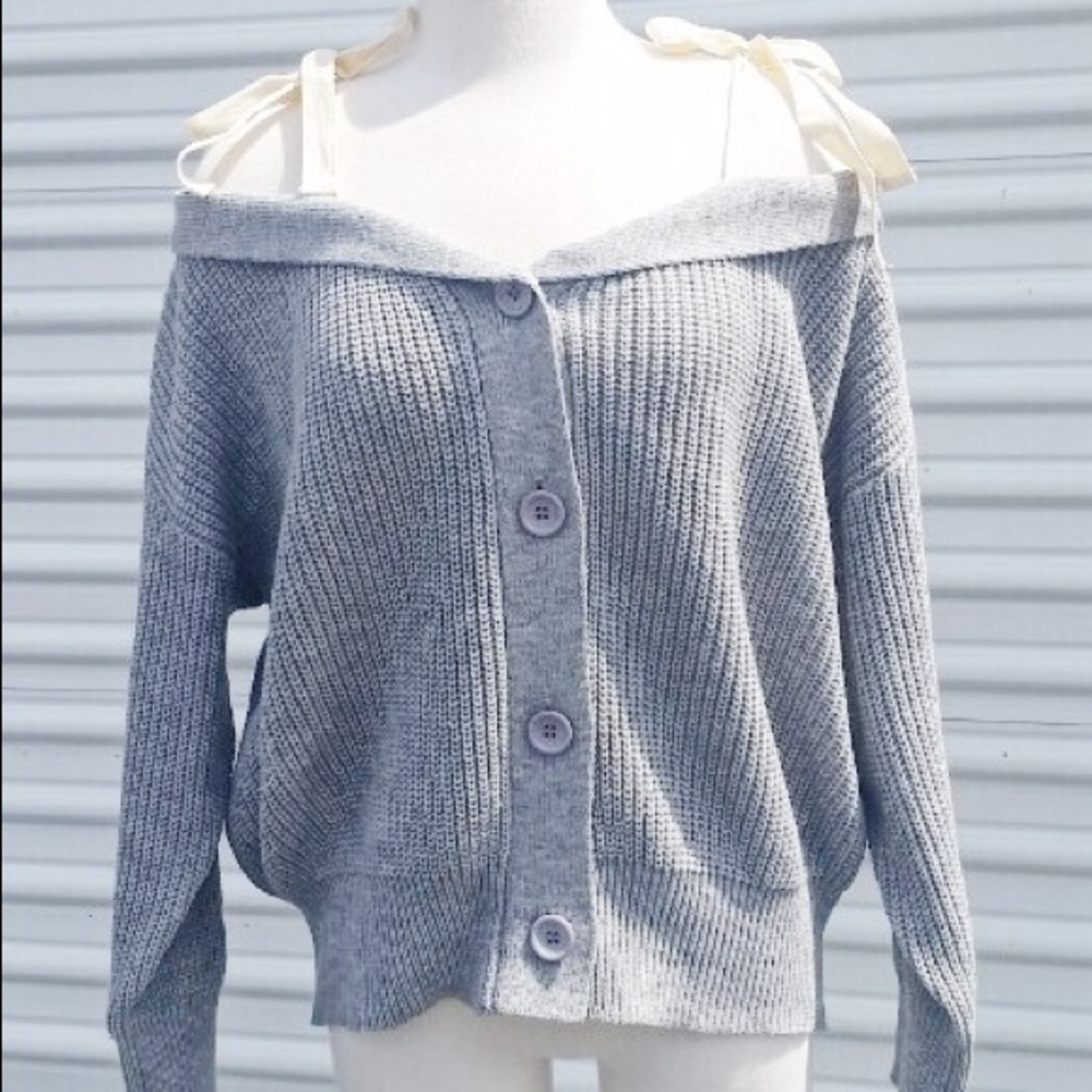 🌟 DARLING Cold shoulder cardigan