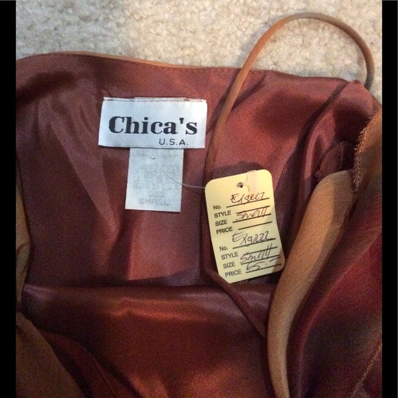 New woman's Chicas dress. - Picture 2 of 3