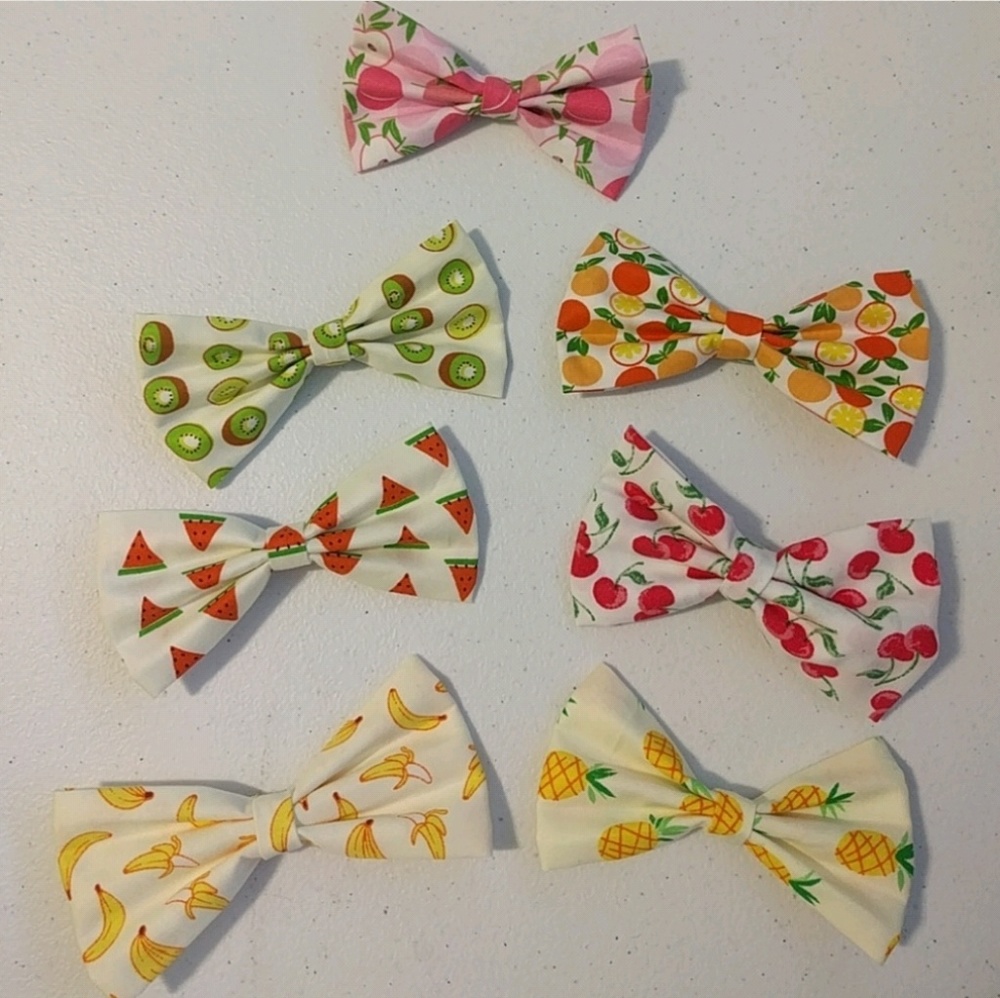 π¨BOGO 50% OFFπ¨ ο₯ Fruit Print Hair Bowsο - Picture 2 of 3