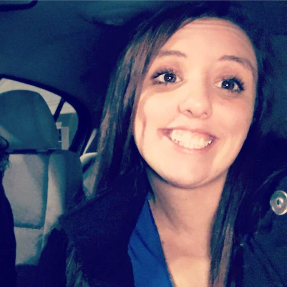 Meet your Posher, Kayla
