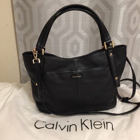 SOLD 👜Calvin Klein NWT Handbag 👜 - Picture 2 of 8