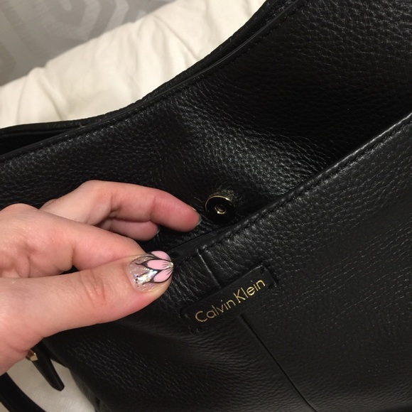 SOLD 👜Calvin Klein NWT Handbag 👜 - Picture 5 of 8