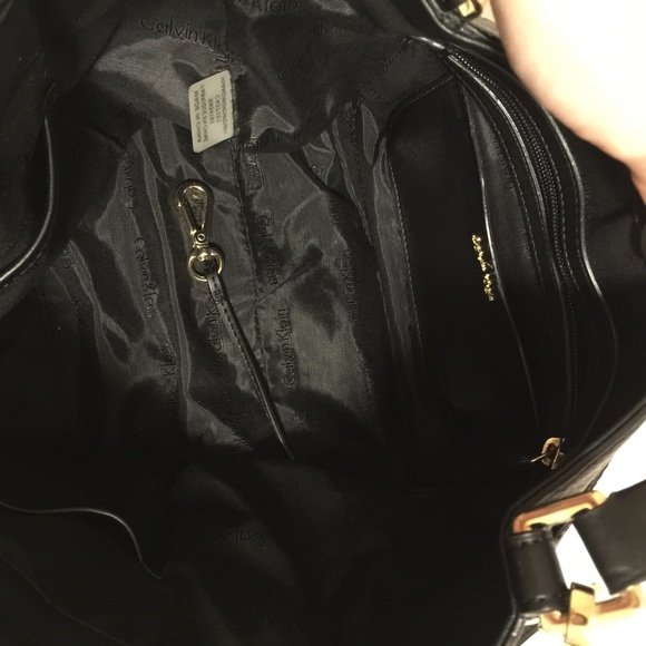 SOLD 👜Calvin Klein NWT Handbag 👜 - Picture 6 of 8