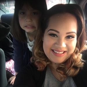 Meet your Posher, Joanna