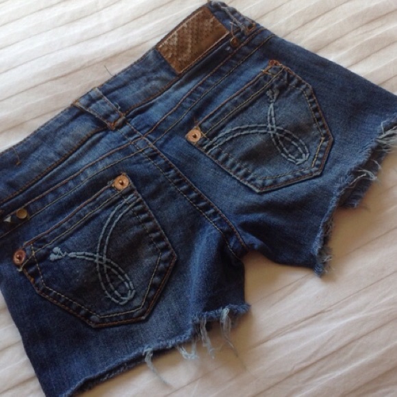 REWIND BLUE JEAN CUTOFFS 0 NWOT - Picture 2 of 4