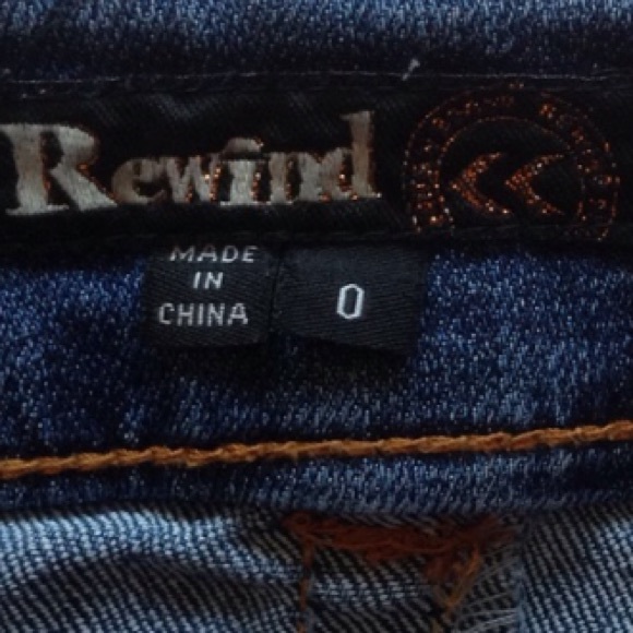 REWIND BLUE JEAN CUTOFFS 0 NWOT - Picture 4 of 4