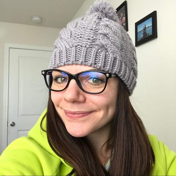 Meet your Poshers! Jessica and Jason! - Picture 2 of 2