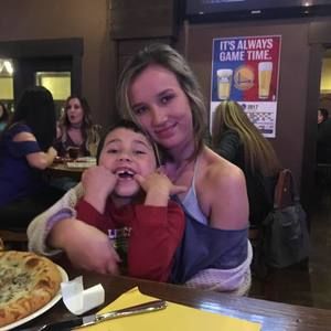 Meet your Posher, Eliana