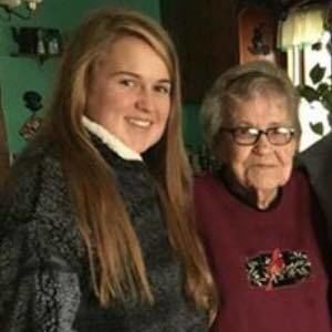 Meet your Posher, Mackenzie