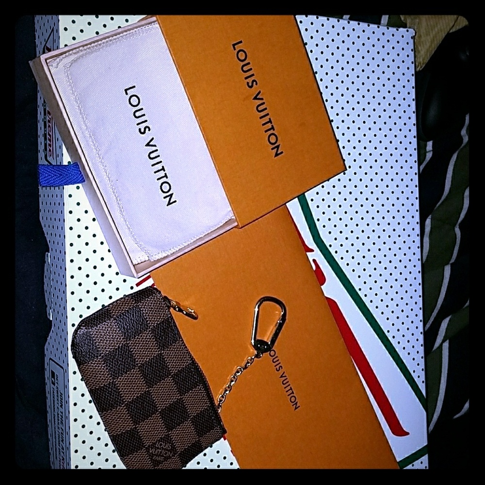 Louie vuitton coin purse