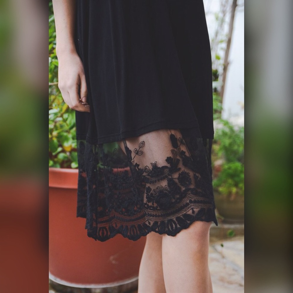 LAST 1! ❤️black t back Modal lace extender - Picture 2 of 2