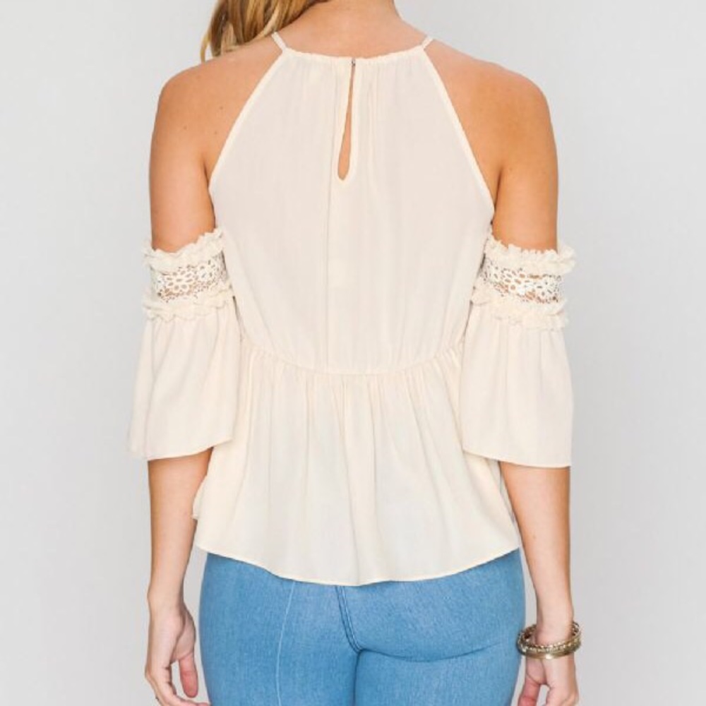 ❣️SALE❣️{Jealous Tomato} Off THE SHOULDER TOP - Picture 3 of 5