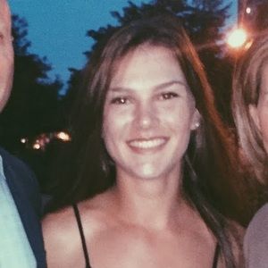 Meet your Posher, Abby