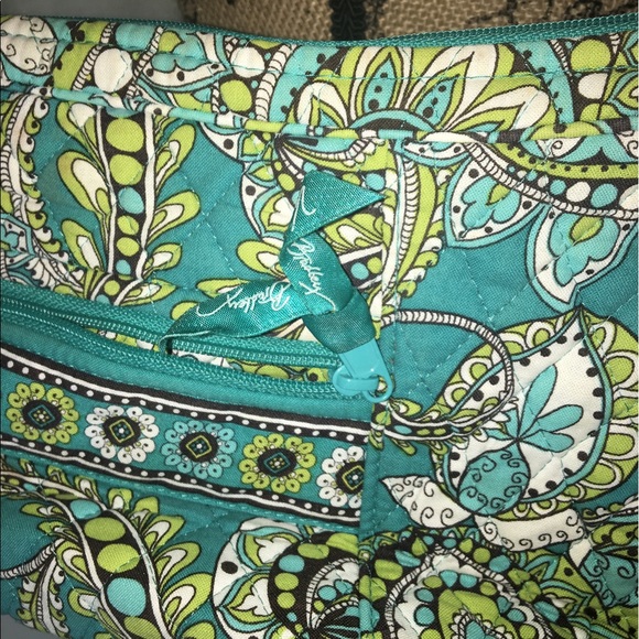 Vera Bradley Shoulder Bag - Picture 4 of 5