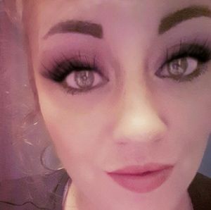 Meet your Posher, Brittney